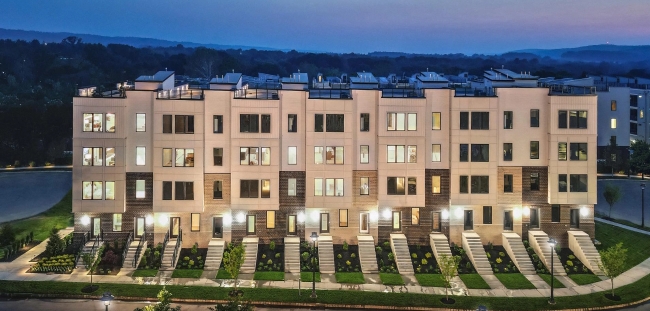 OVERLOOK AT TOWN CENTER